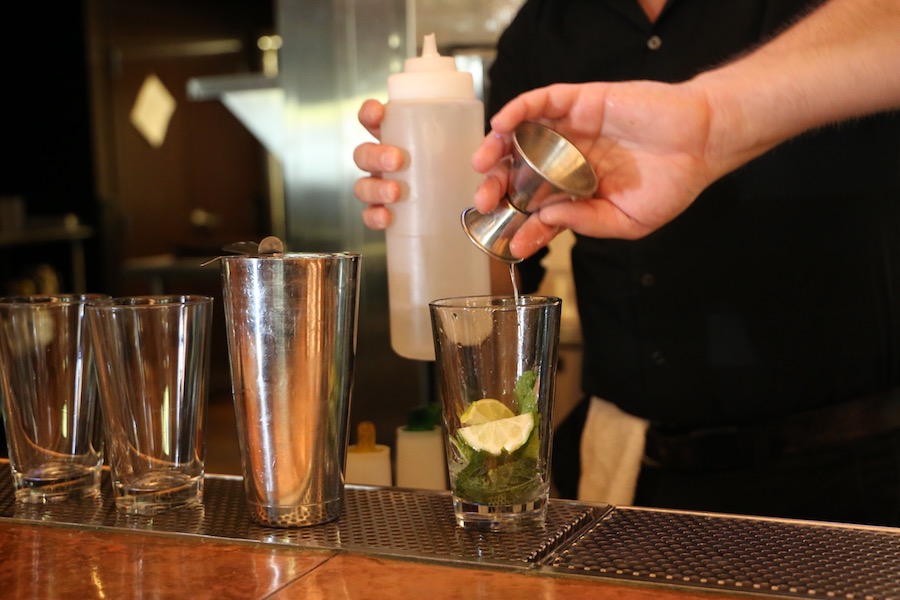 Glassware, Cocktail Techniques